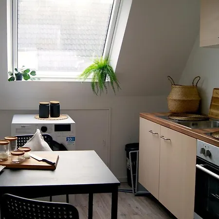 Monteurswohnung - - 5 Personen *