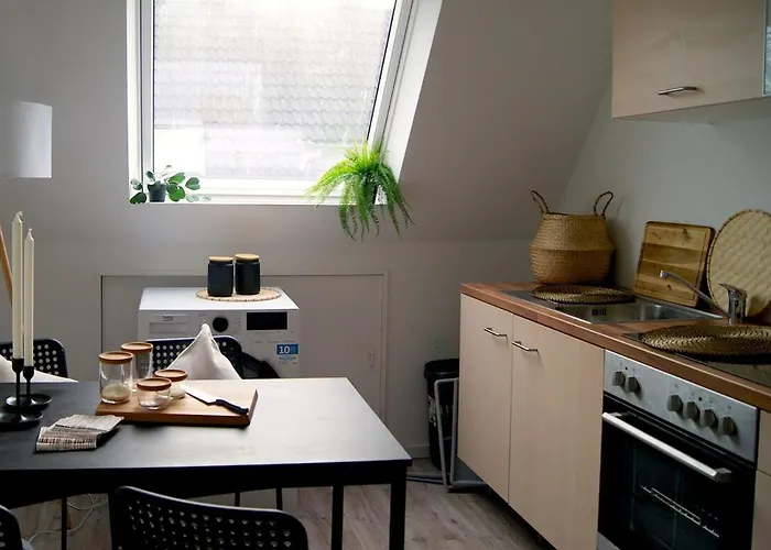 Monteurswohnung - - 5 Personen *